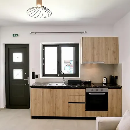Sokol Stone House Aparthotel *